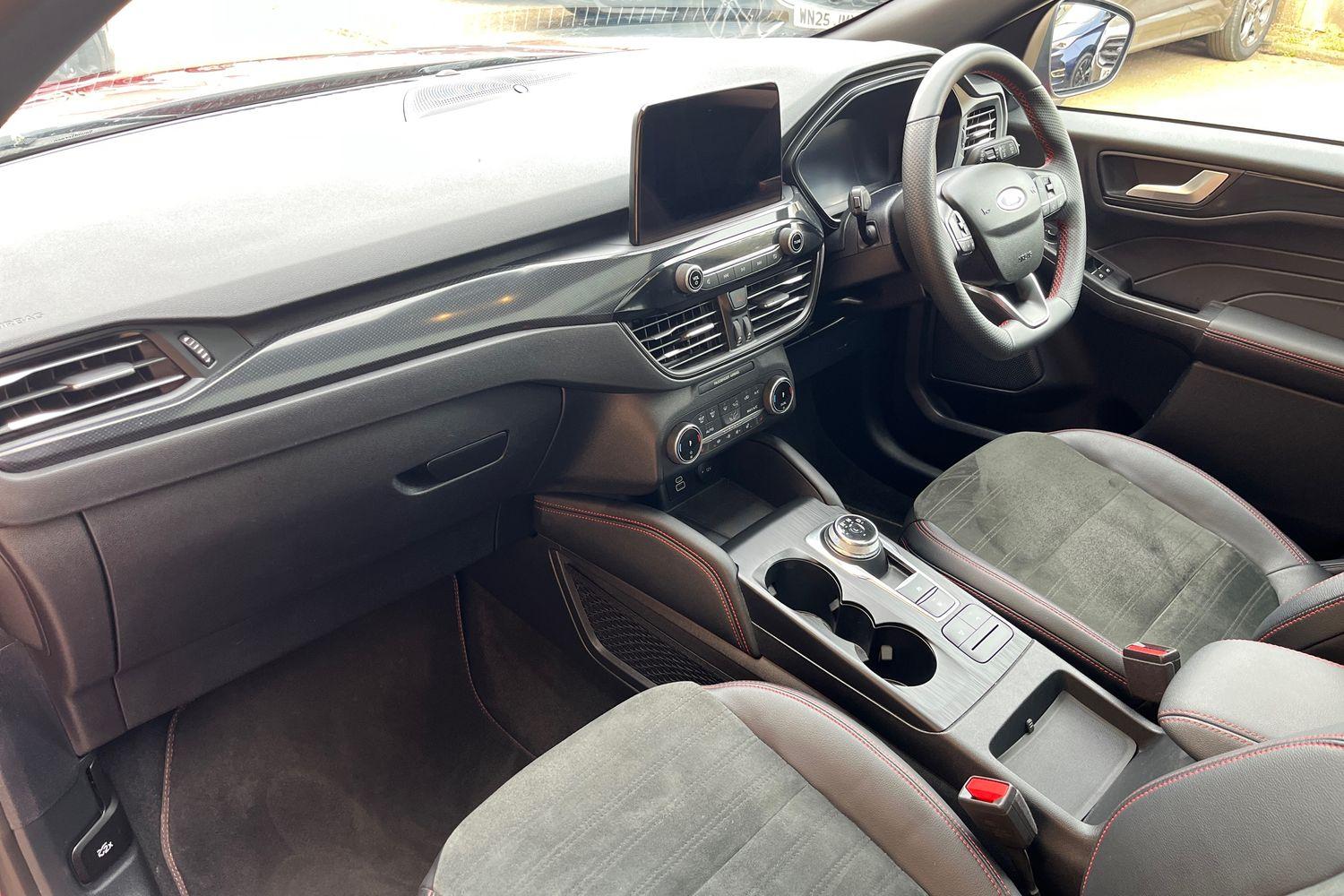 Ford KUGA Photo 17