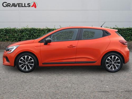 Renault CLIO Photo autoimg-b8c5e00e60a2e4a37766f3bb6ce140bdee8c3207.jpg