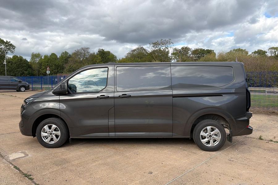 Ford TRANSIT CUSTOM Photo autoimg-b8c82b79c2e7821f679807e4e744e141c0c27210.jpg