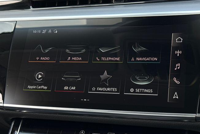 AUDI A8 Photo 49