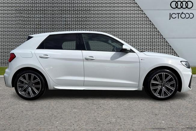 AUDI A1 Sportback Photo 4