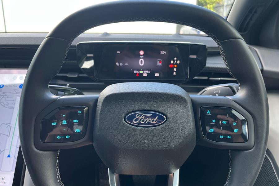 Ford Explorer Photo autoimg-b8cb94ce57ef3d616c43c6cfe9a9c913d2ed612c.jpg