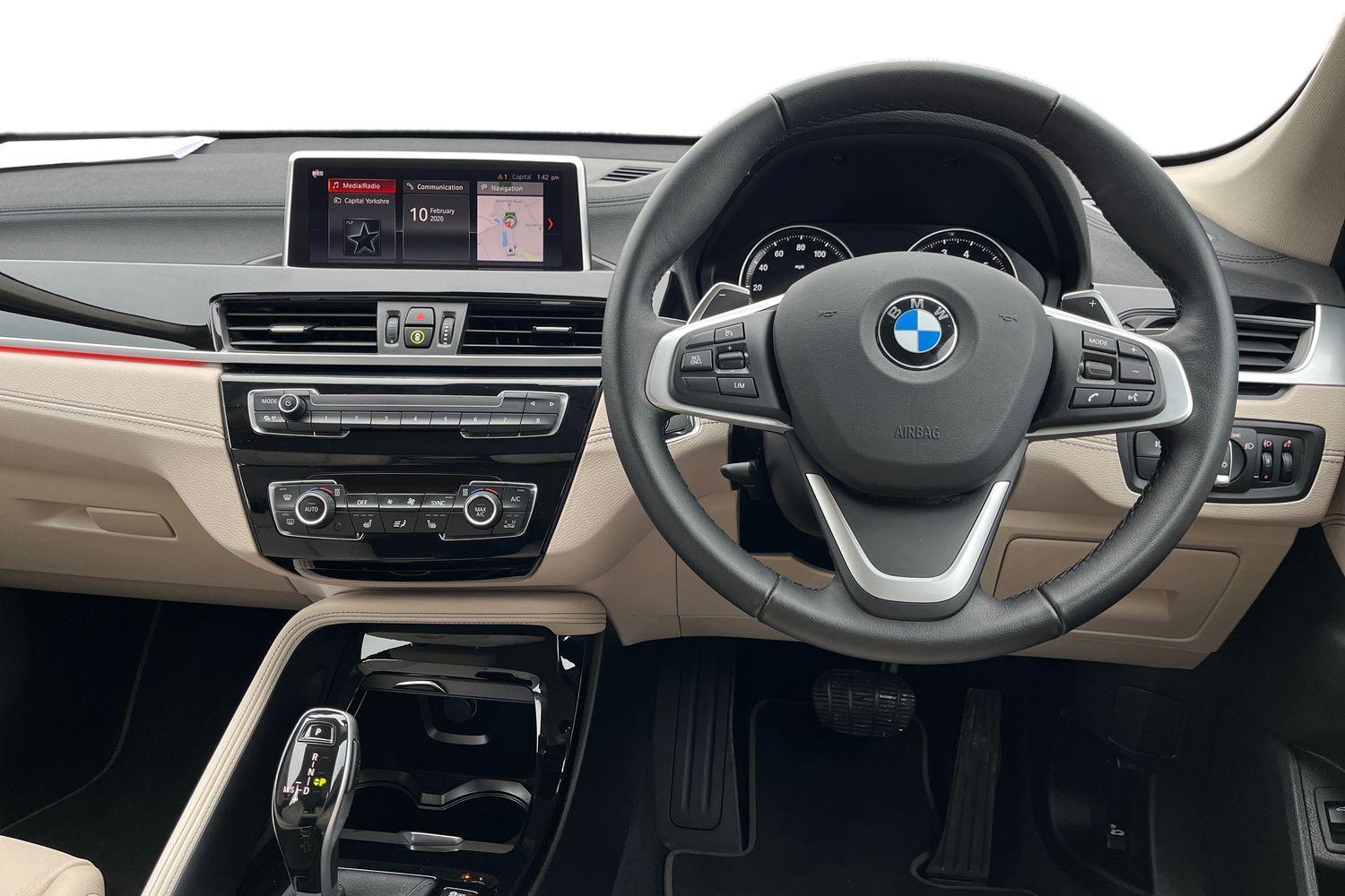 BMW X1 Photo 10