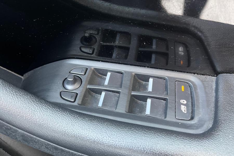 Jaguar I-PACE Photo autoimg-b8ce3b2c1008d12e7f3a0f8f97c484bac8389758.jpg