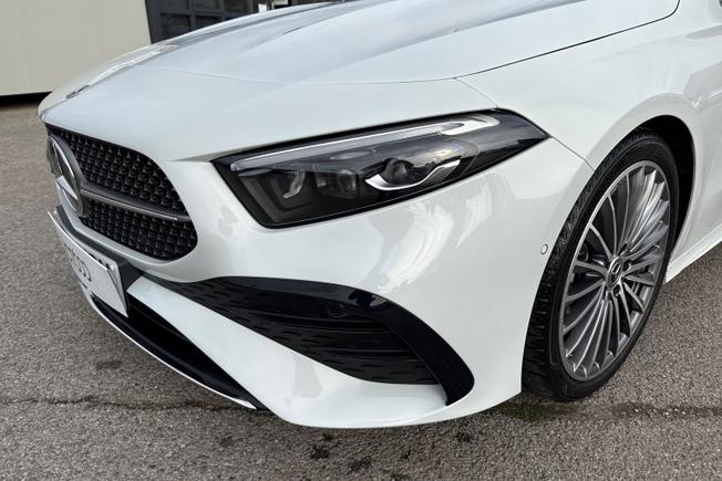 MERCEDES-BENZ A Class Photo 23