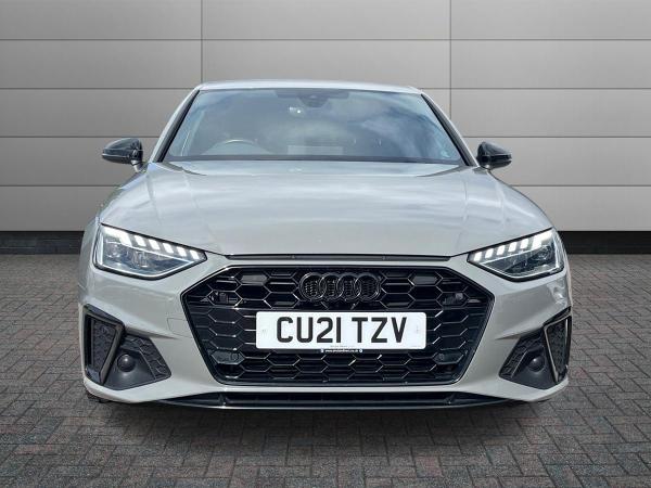 Audi A4 Photo autoimg-b8d26b8fa17c104f002f2b6ae4b71377eb50f2b9.jpg