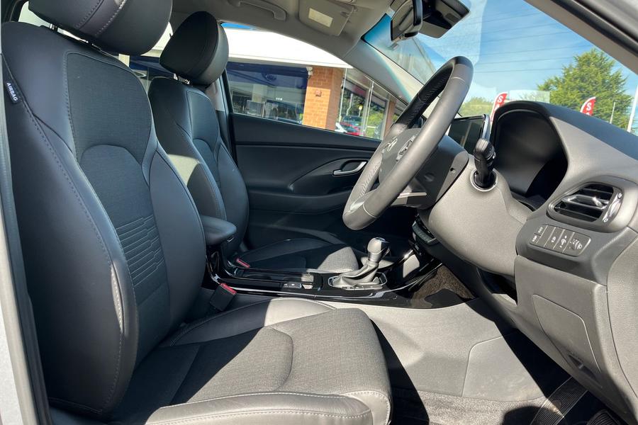 Hyundai I30 Photo autoimg-b8d35683d2b52ba46d45c734ba128370c60e49fd.jpg