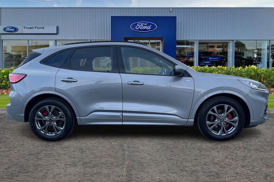 Ford KUGA Photo autoimg-b8d83903c6fdd5adf65f75cb1aad5ea9a3e0bb4b.jpg