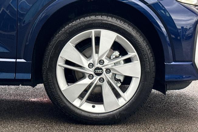 AUDI Q2 Photo 5