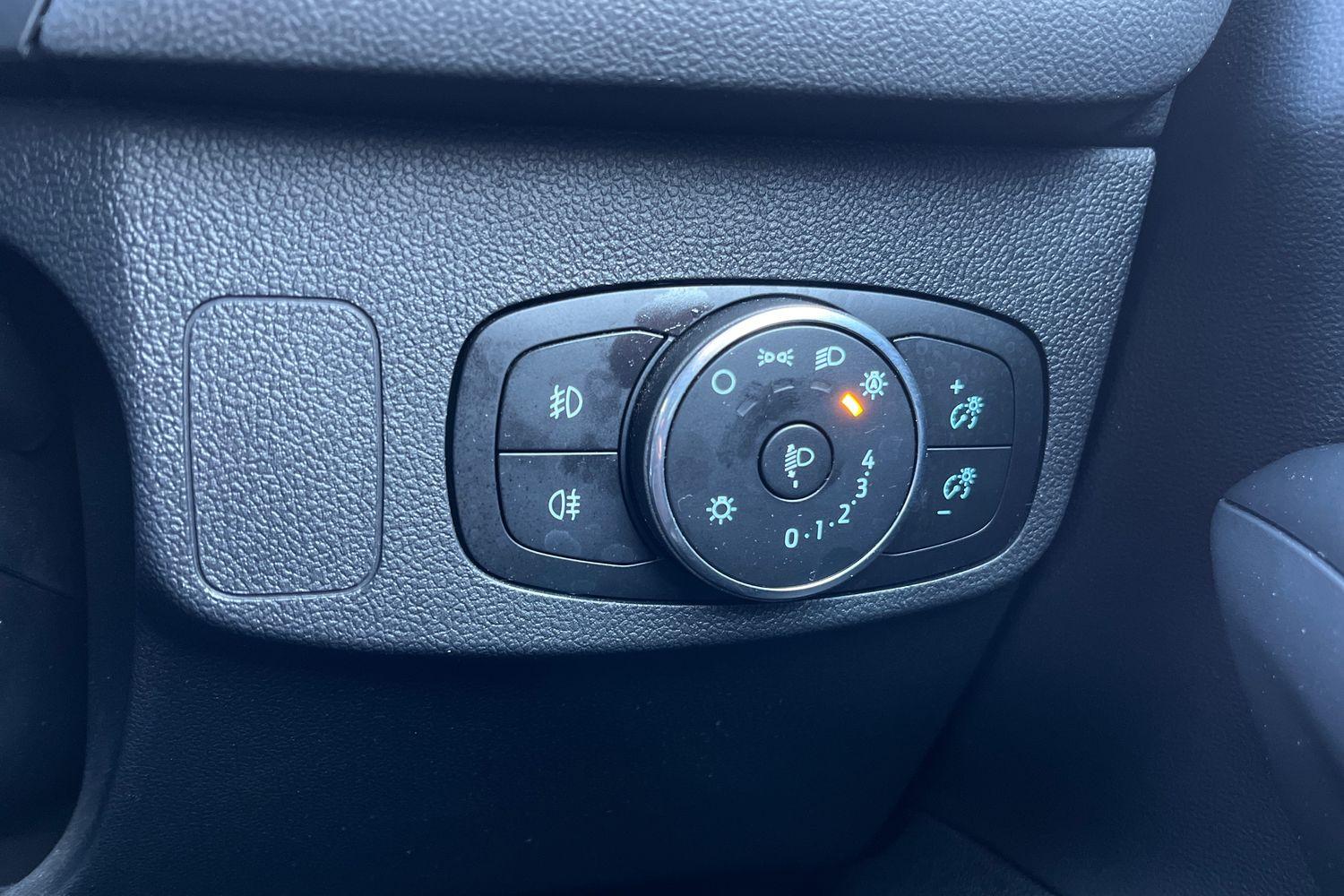 Ford FOCUS Photo 25