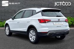 SEAT Arona Photo 3
