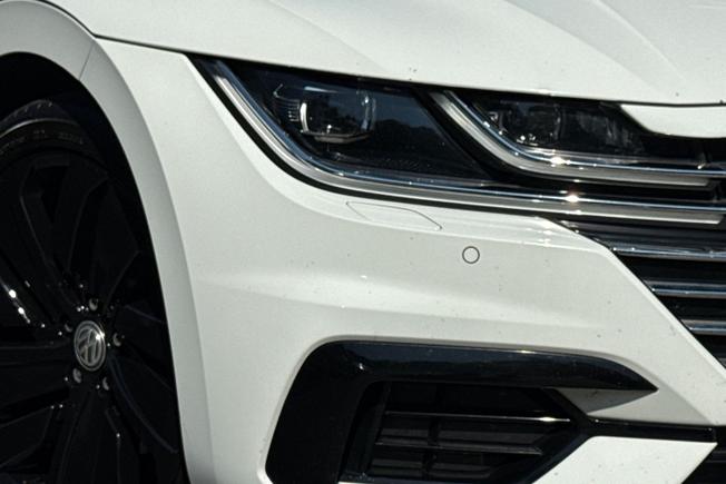 VOLKSWAGEN Arteon Photo 19