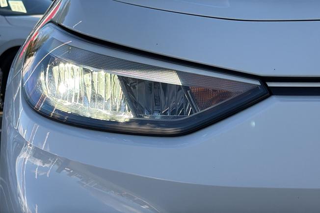 VOLKSWAGEN ID.3 Photo 28
