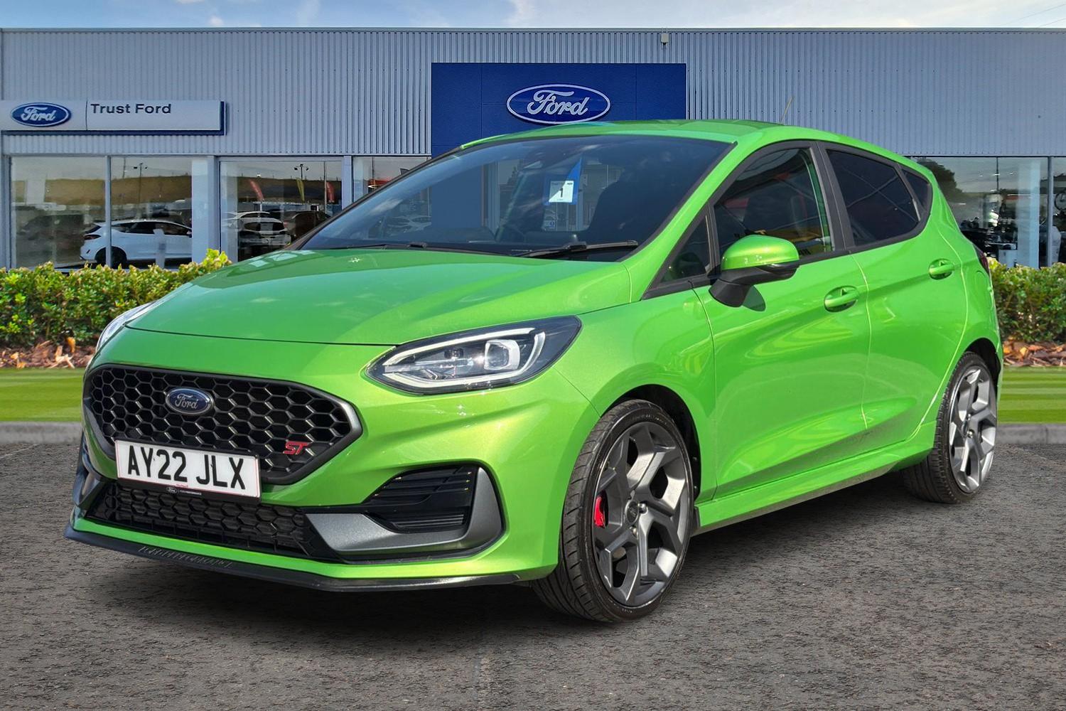 Ford FIESTA Photo 4