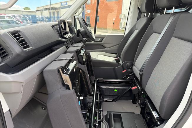 VOLKSWAGEN Crafter Photo 47