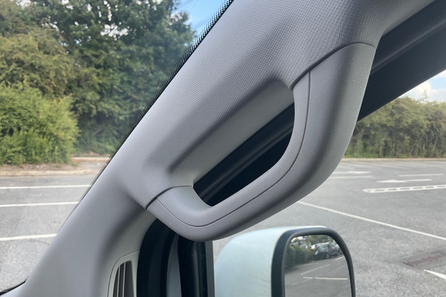 Ford E-Transit Custom Photo 33