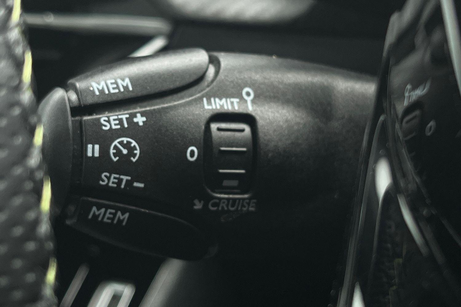 Peugeot 2008 Photo 22