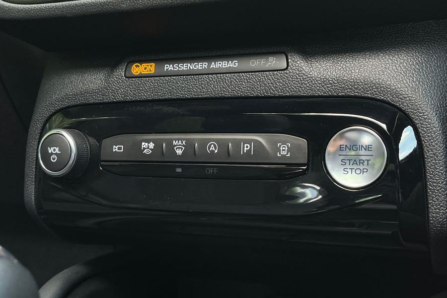 Ford Kuga Photo autoimg-b8f1849fc5a56a0054af19a3612c3c5a39a87b29.jpg