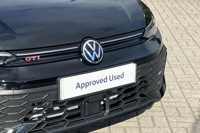 VOLKSWAGEN Golf Photo 50