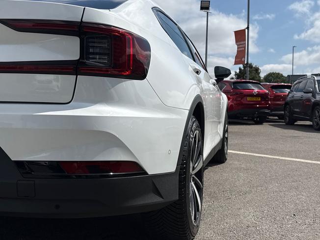 POLESTAR Polestar 2 Photo 32