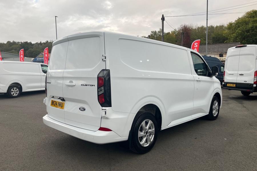 Ford TRANSIT CUSTOM Photo autoimg-b8f3c967047d911b310c4df6354d1175ddf56645.jpg