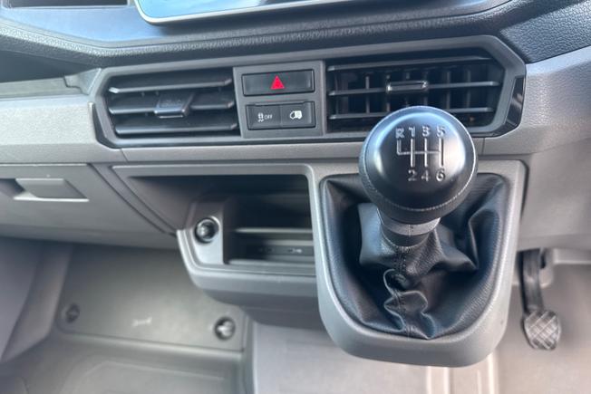 VOLKSWAGEN Crafter Photo 31