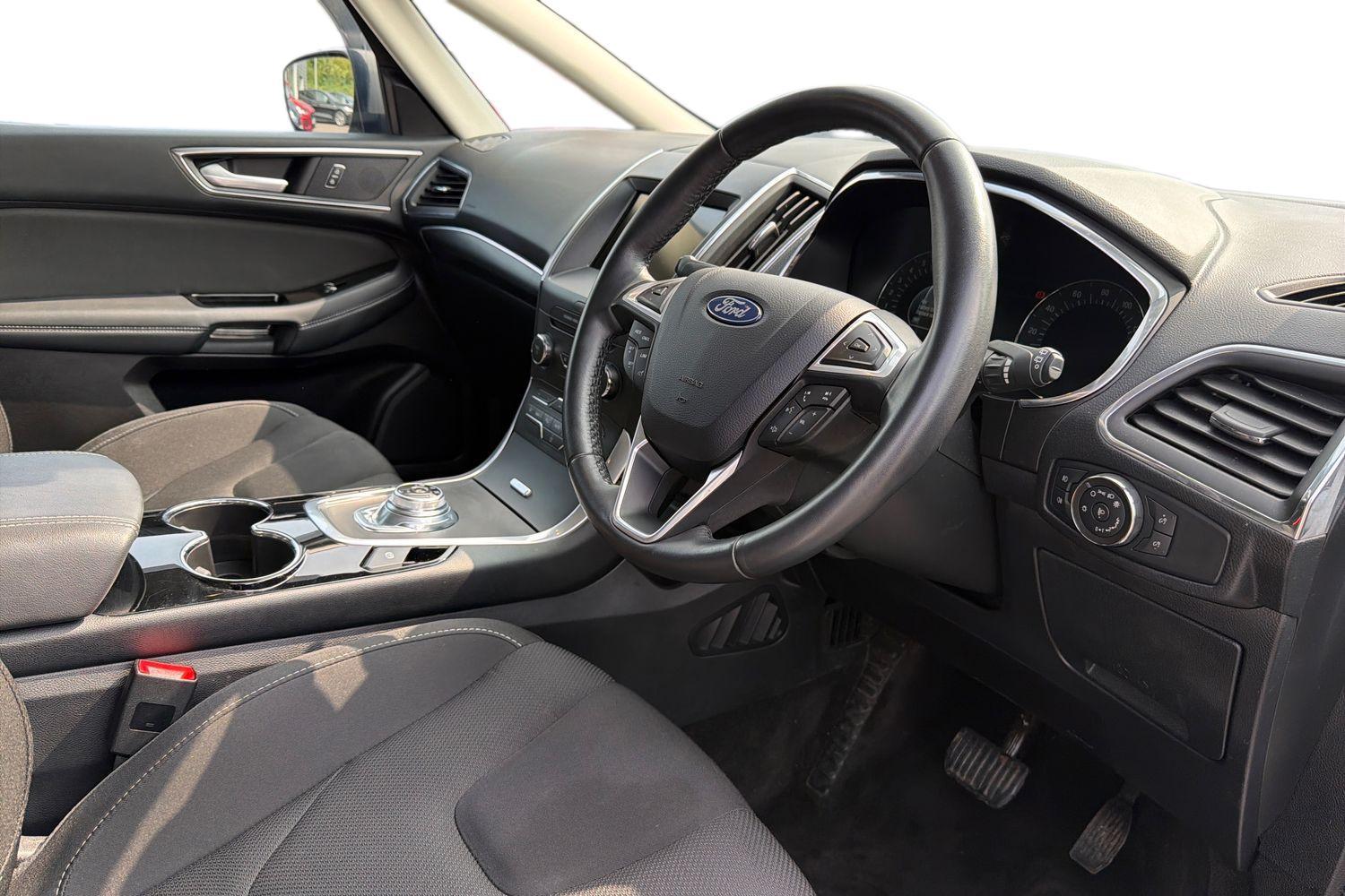 Ford S-MAX Photo 8