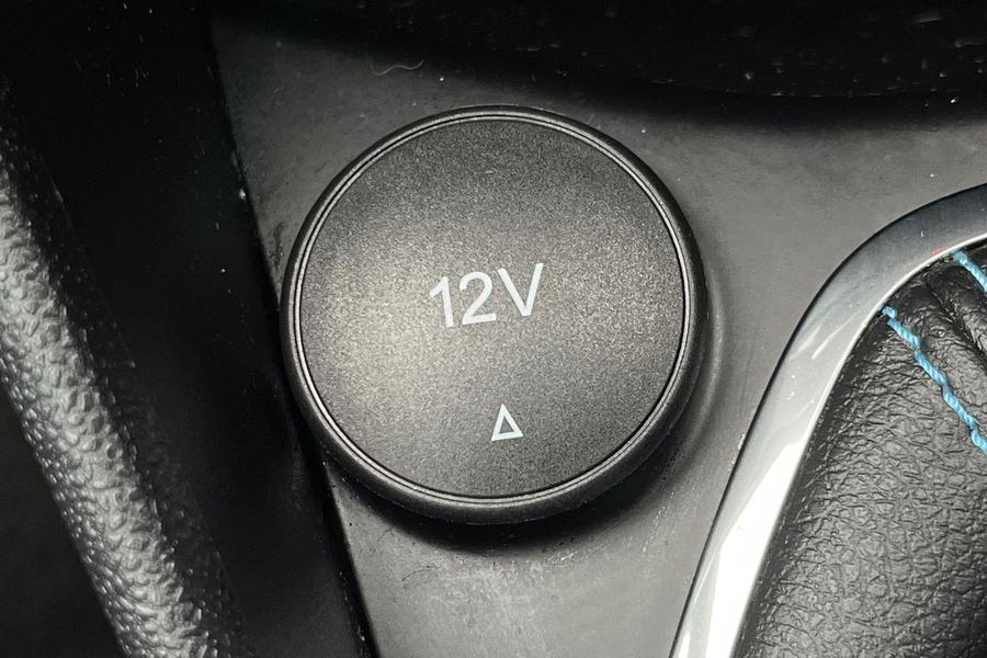 Ford FIESTA Photo autoimg-b8fdd6c83a342eb2e5ae532322e4201d230ce56d.jpg