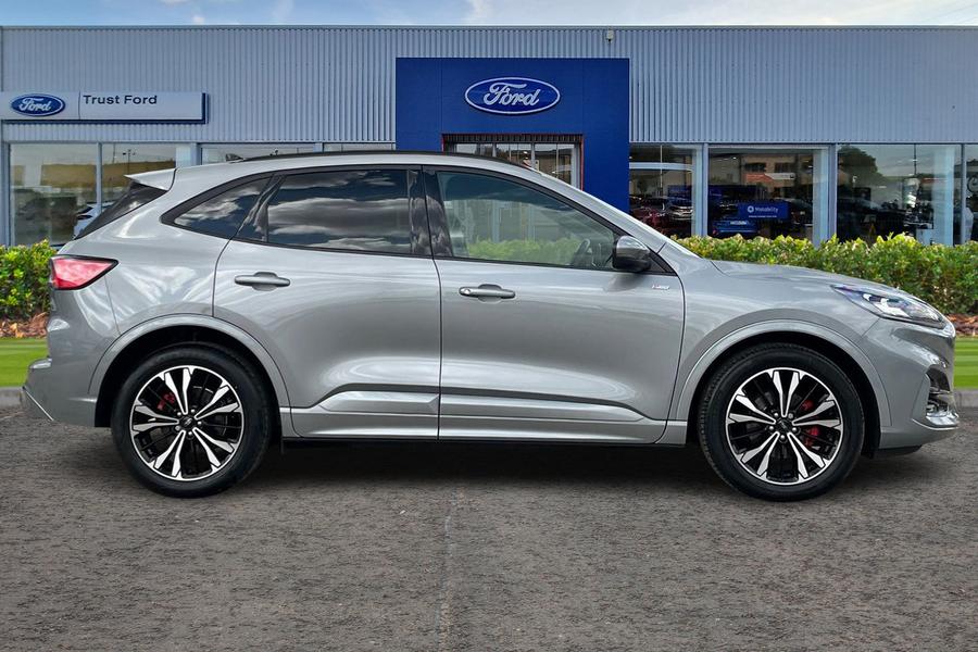Ford Kuga Photo autoimg-b90471991806b44b4aa0a0272a1a906412c23204.jpg