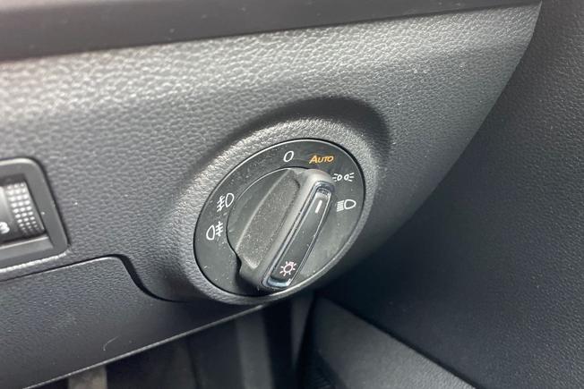 SEAT Ibiza Photo 23