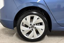 Volkswagen Golf Photo 5