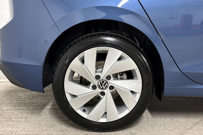 Volkswagen Golf Photo 5