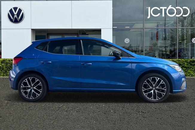SEAT Ibiza Photo 4