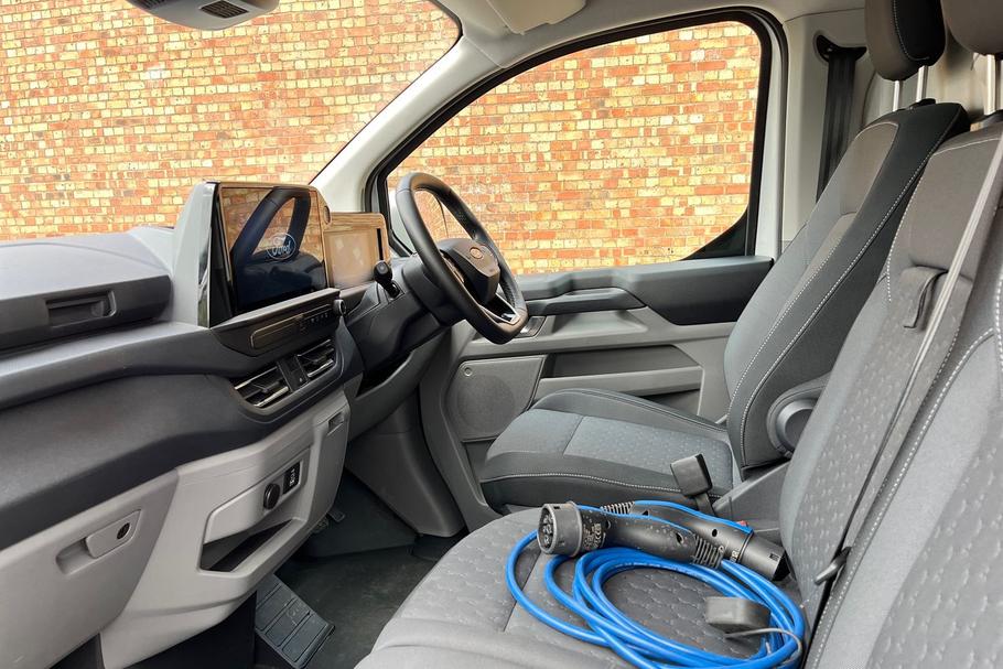 Used Ford TRANSIT CUSTOM WP75VZL 3