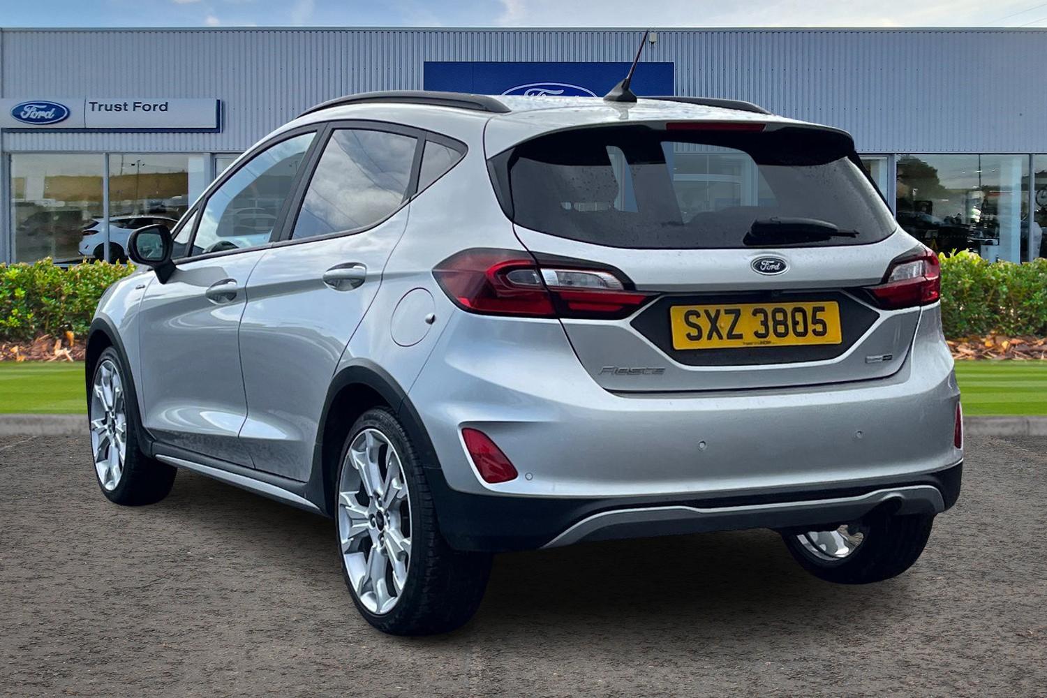 Ford FIESTA Photo 1