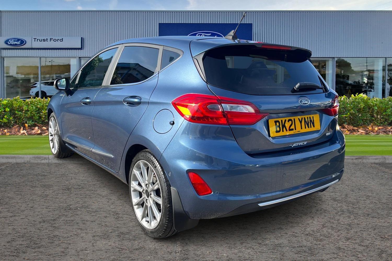 Ford FIESTA Photo 1