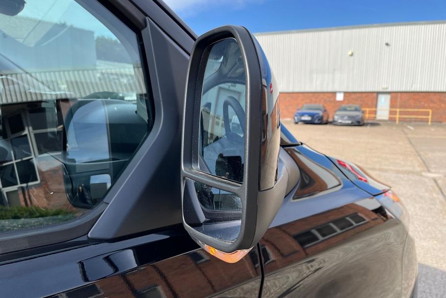 Used FORD TRANSIT CUSTOM WR75ZBE 36