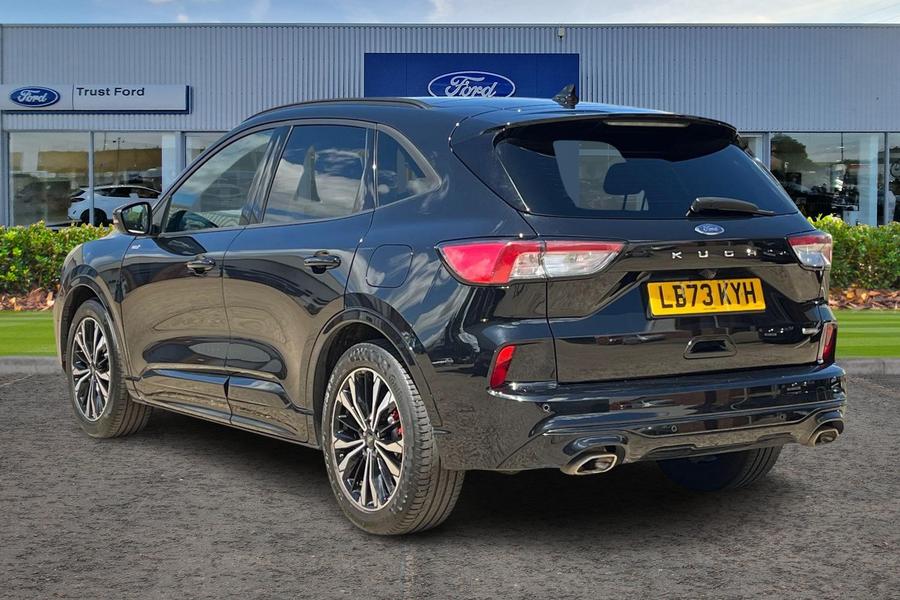 Ford KUGA Photo autoimg-b90fc15bf48310e45be6da0298ad965f40529e1f.jpg