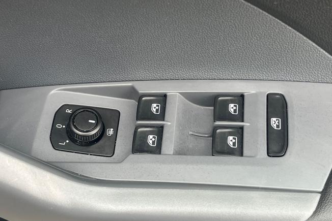 Volkswagen T-Cross Photo 34