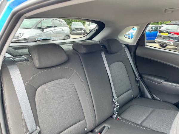 Hyundai KONA Photo autoimg-b91c5389eedeed894647c93b145b6a8cffc2a154.jpg