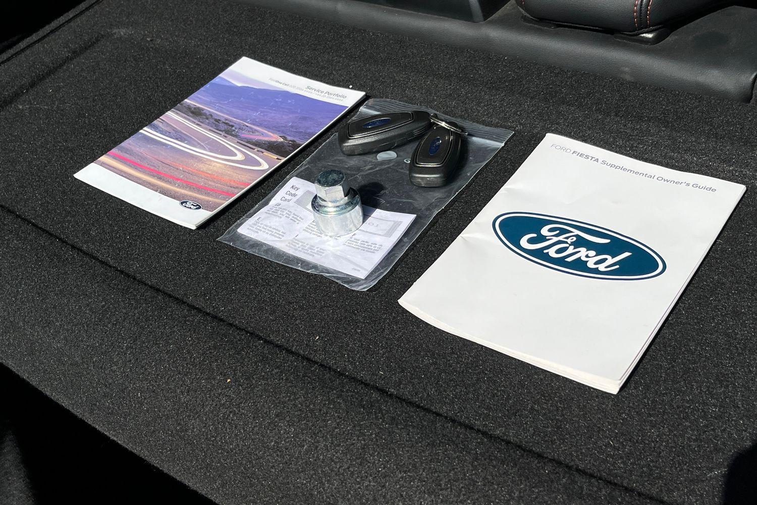 Ford FIESTA Photo 21