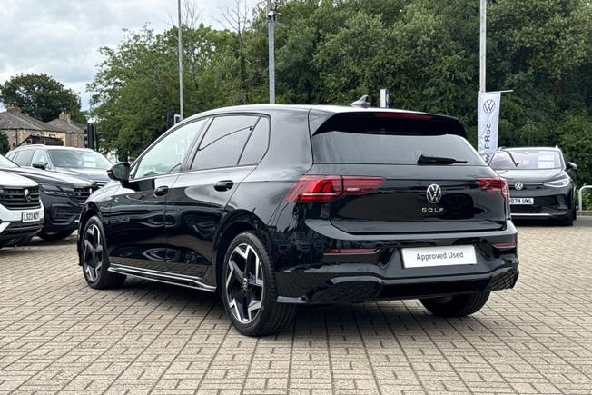 VOLKSWAGEN Golf Photo 39