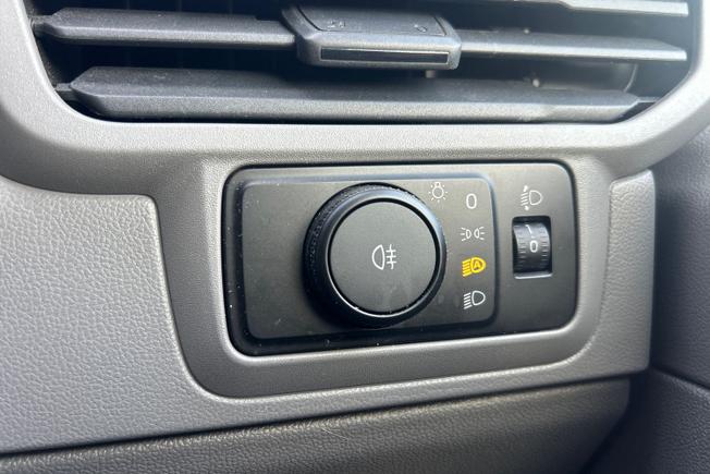 VOLKSWAGEN Transporter Photo 49