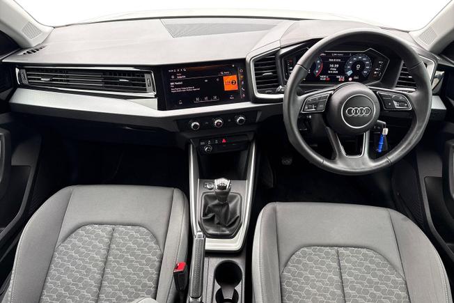AUDI A1 Photo 10