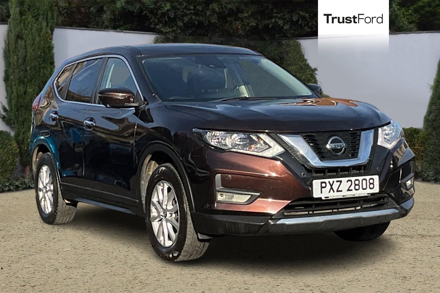 Nissan X-TRAIL Photo 0