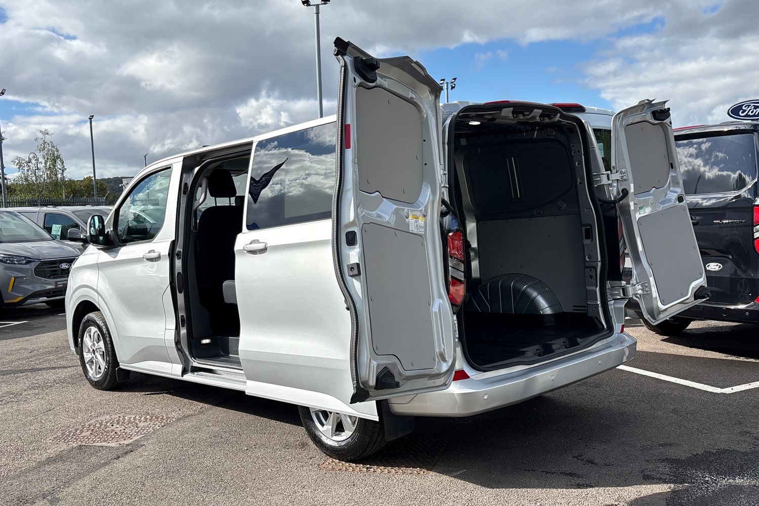Ford TRANSIT CUSTOM Photo 6