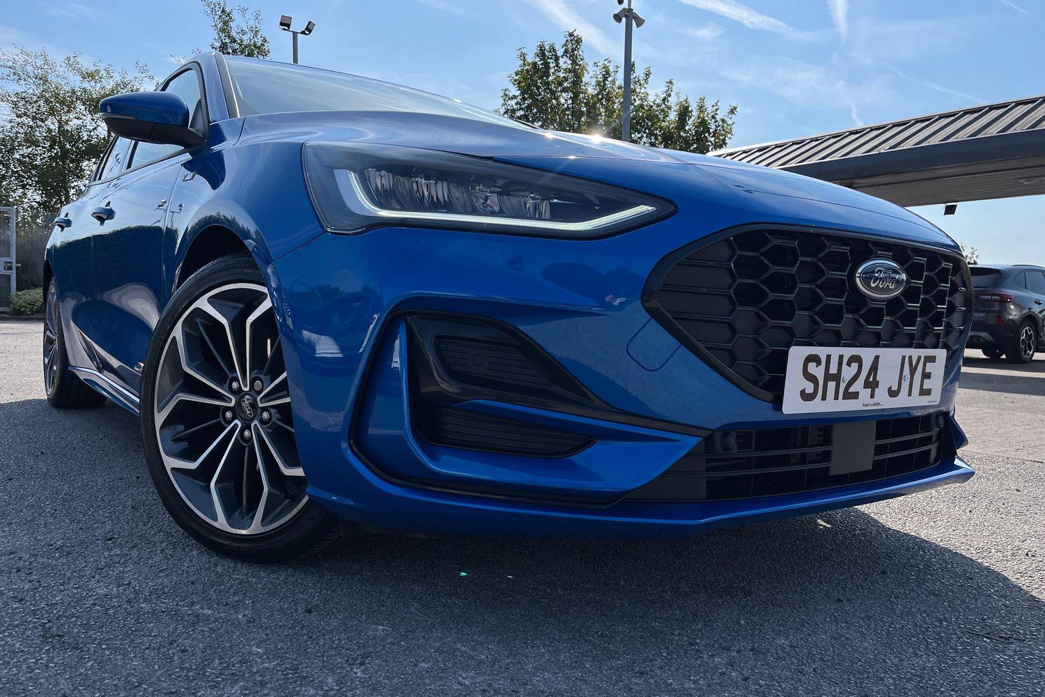 Ford FOCUS Photo 36