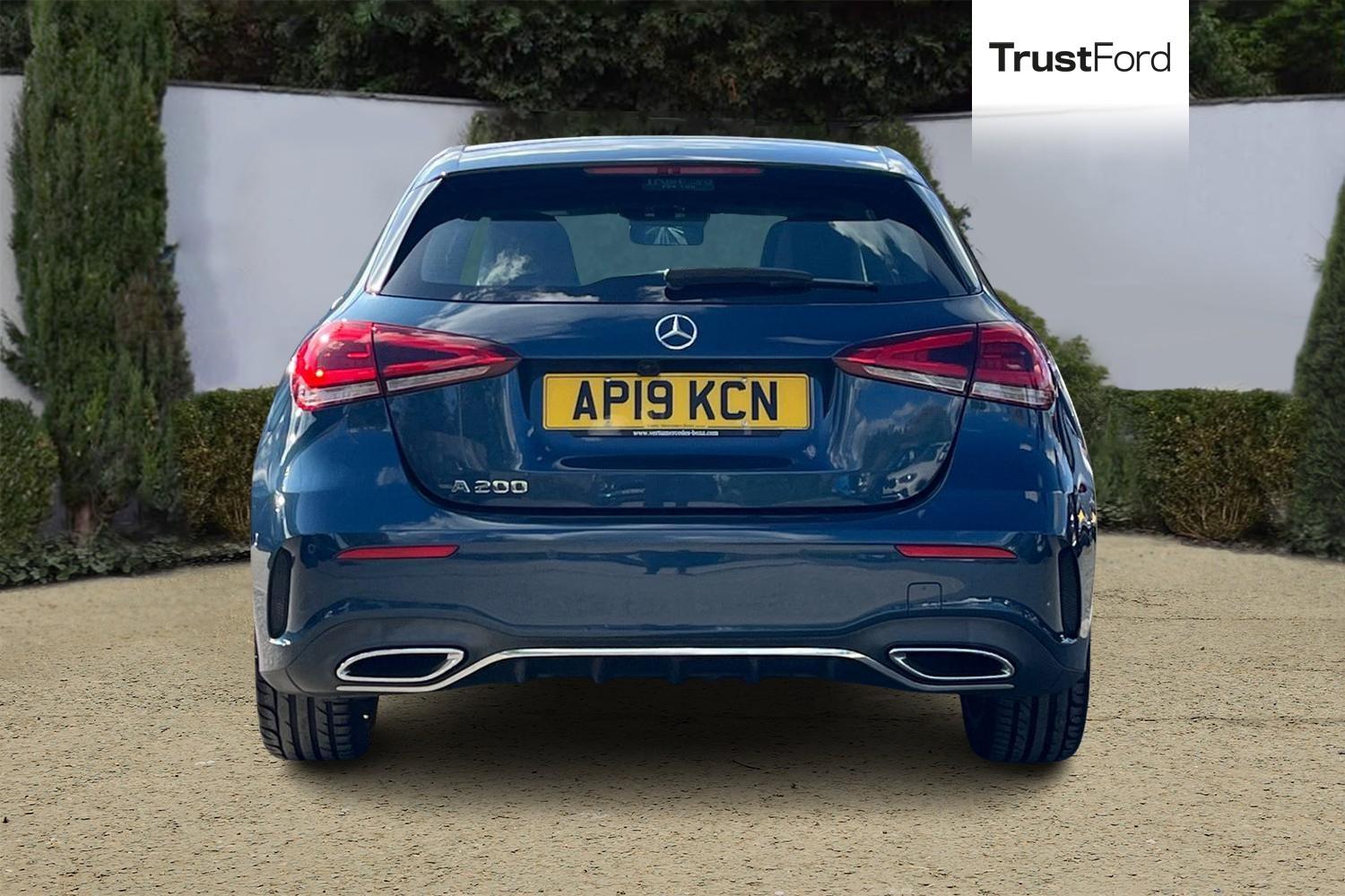 Mercedes-Benz A Class Photo 6