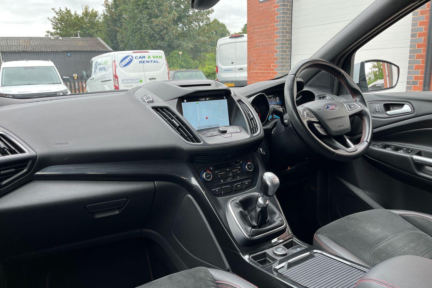 Ford KUGA Photo 17