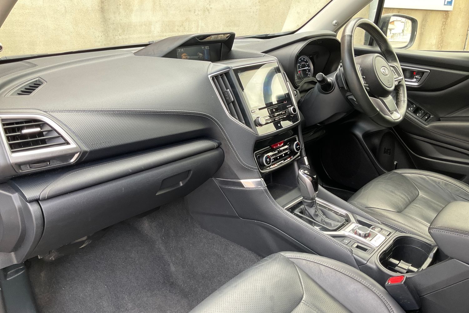 Subaru FORESTER Photo 17